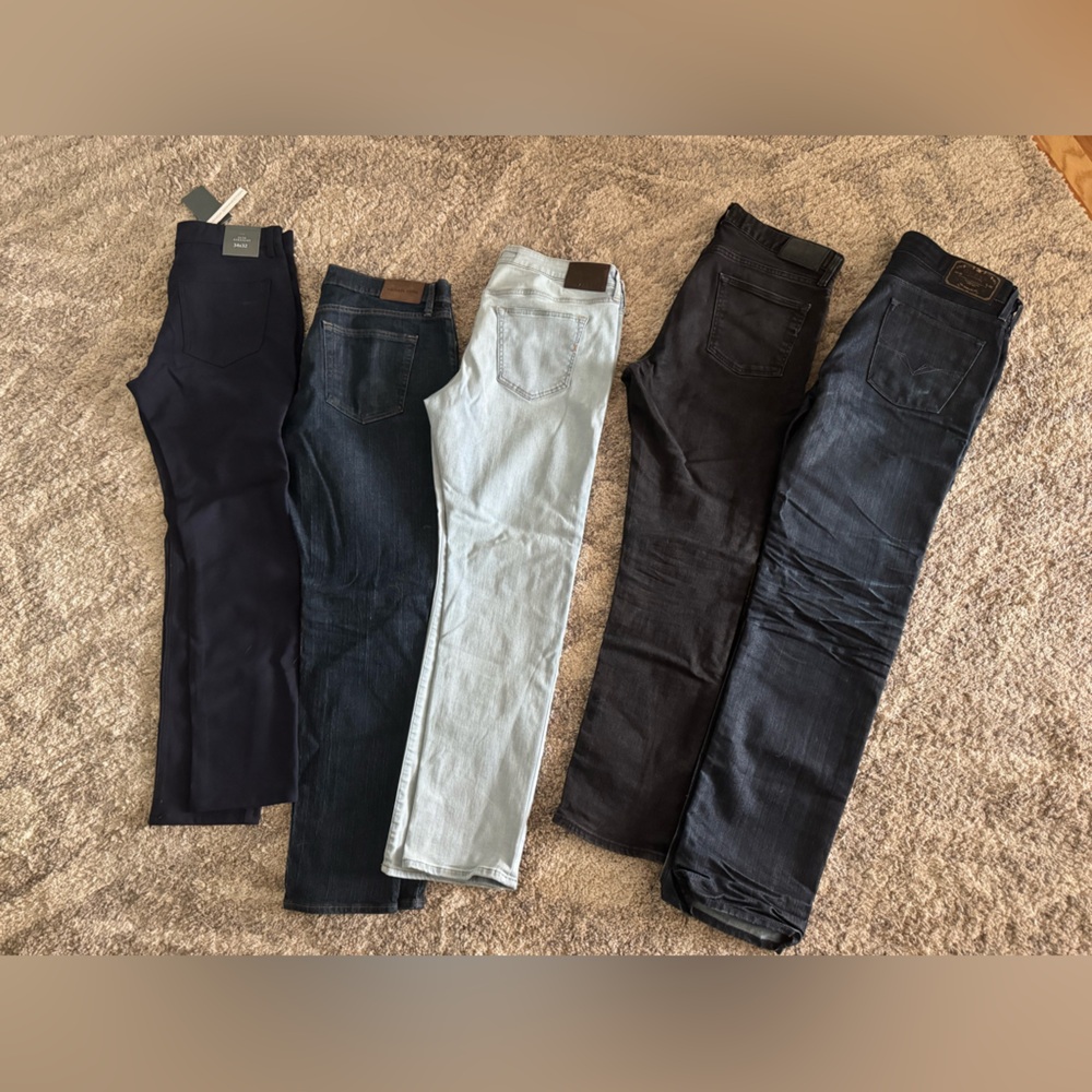 Five-Pair Jeans Bundle - 34x32 Express Michael Kors Guess French Connection